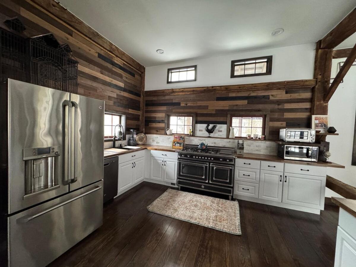 Вилла The Spirit Horse Farm, Kent Connecticut Экстерьер фото